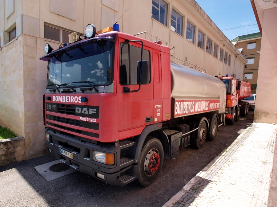Un muerto y cuatro heridos en incendio de Hospital en Oporto